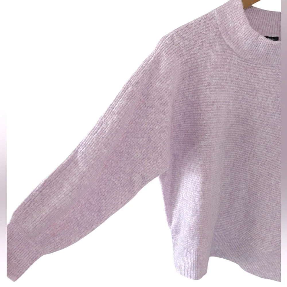 Ann Taylor Factory Cozy Ribbed Balloon Sleeve Sweater Size Medium - Picture 8 of 15